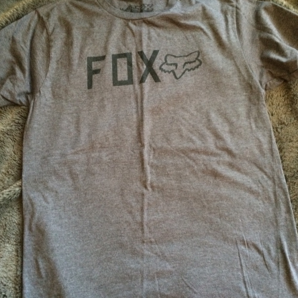 FOX Tee - Picture 2 of 2